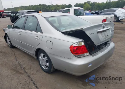 2005 Toyota Camry Le from USA, damaged, VIN 4T1BE30K75U053416